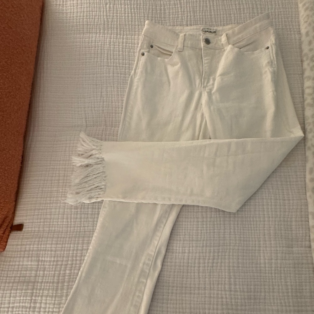 Adorable Fringe White Jeans